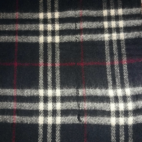 Burberry London Cashmere Scarf Huge Size - Picture 5 of 5